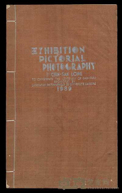 L 1939年纪念法国达盖儿摄影术发明一百周年桐云书屋出版《郎静山摄影》专刊一册，英文版 